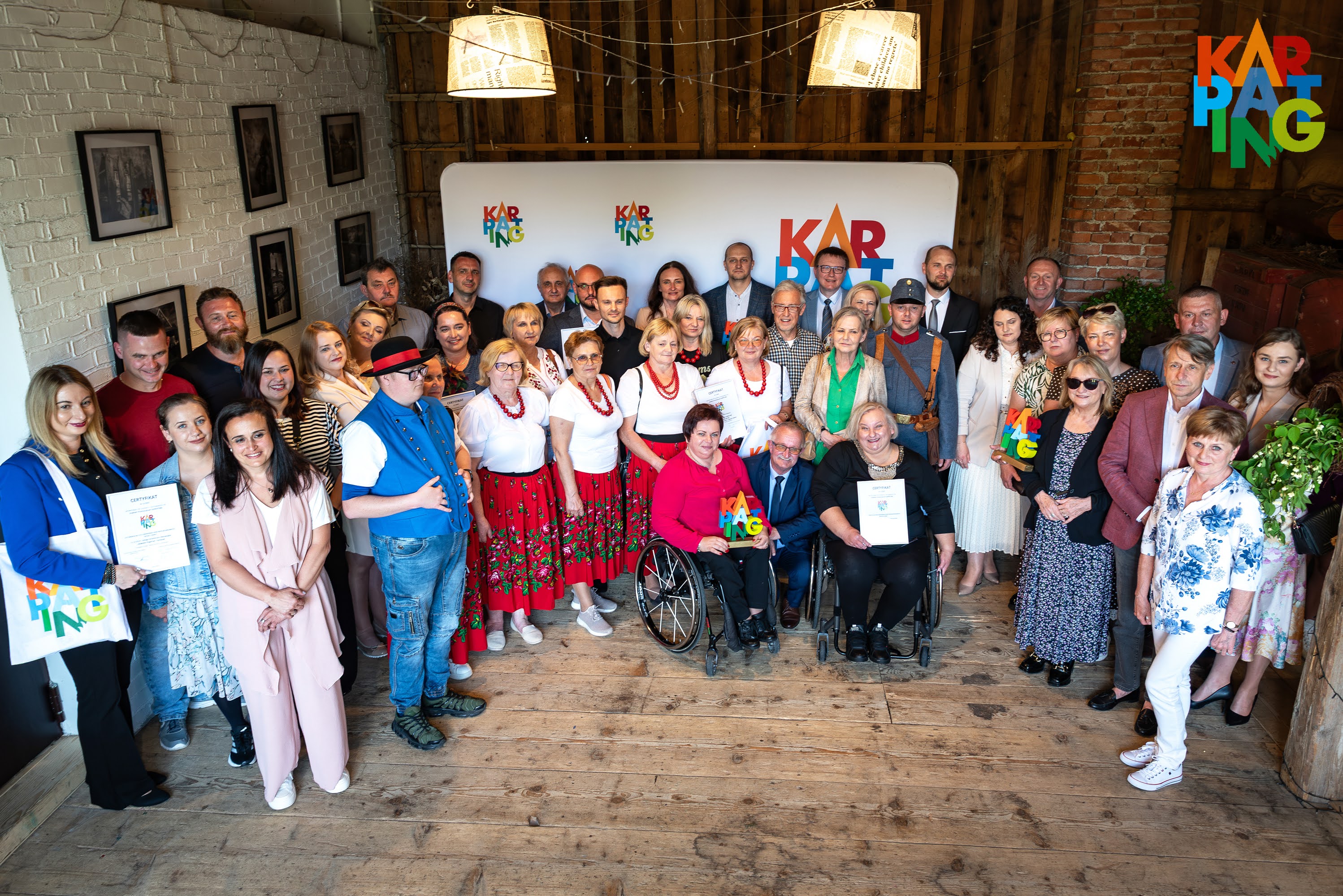 Zdjęcie grupowe Użytkowników Znaku Promocyjnego KARPATING